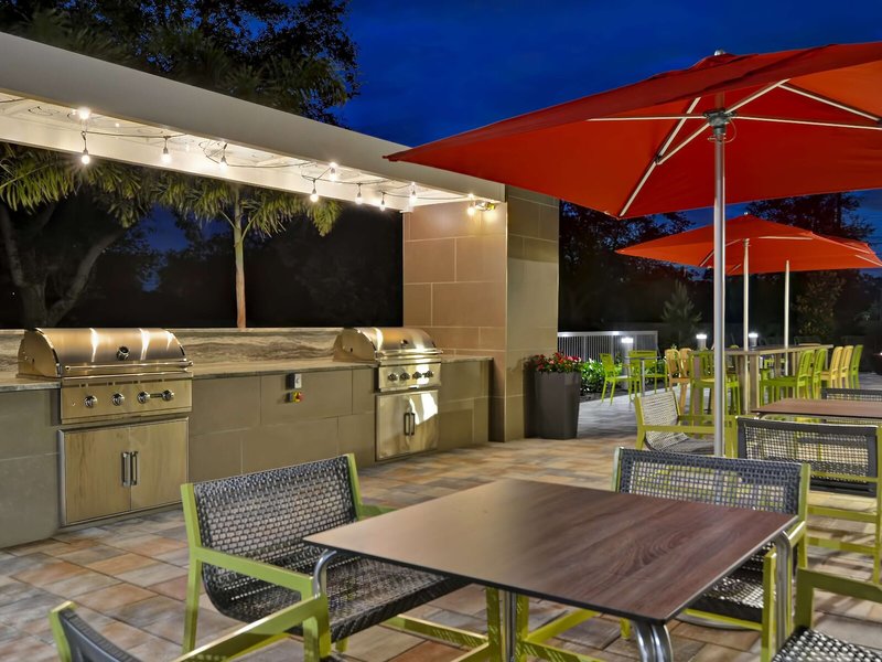 Home2 Suites by Hilton Naples I-75 Pine Ridge Road 15