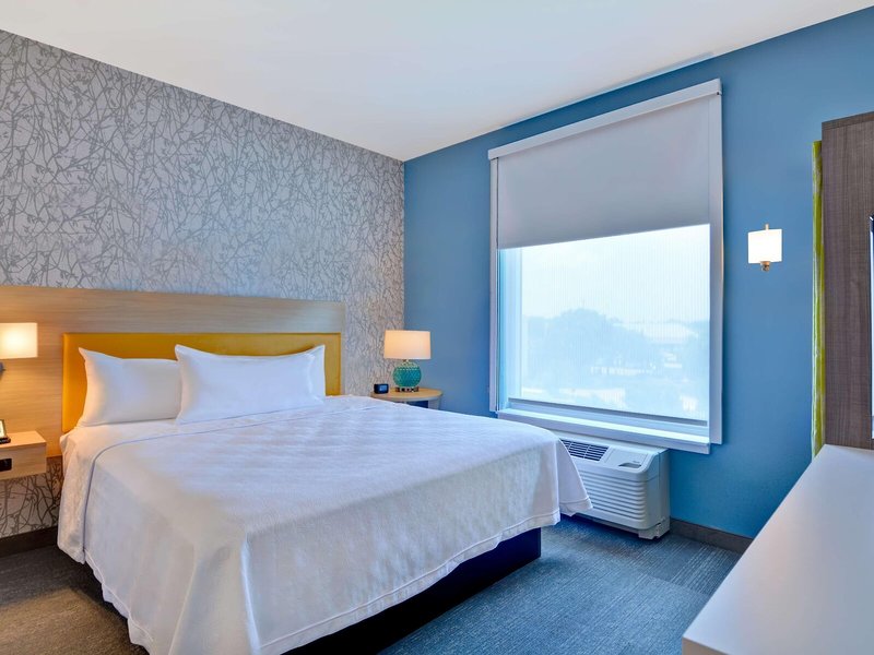 Home2 Suites by Hilton Naples I-75 Pine Ridge Road 31