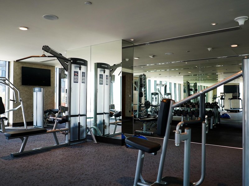 Staybridge Suites Dubai Al-Maktoum Airport 20