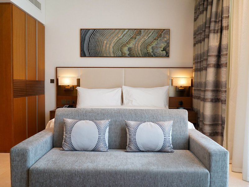 Staybridge Suites Dubai Al-Maktoum Airport 27