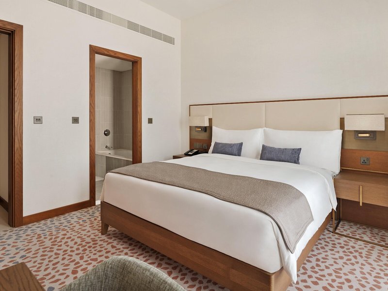 Staybridge Stes Al-Maktoum Airport 25