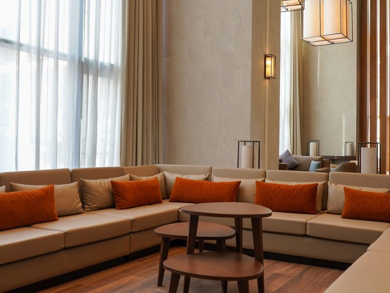 Staybridge Stes Al-Maktoum Airport 28