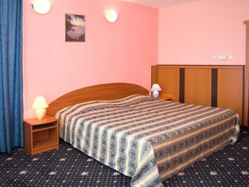 Sunset Hotel 8