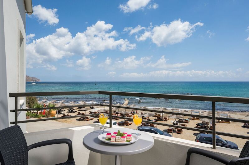 Mare Blue & Suites Hotel 8