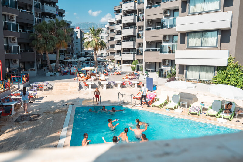 The Nora Hotels Family Club 9