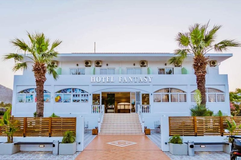 Fantasy Resort Hotel 17