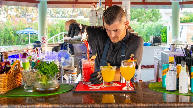 Fantasy Resort Hotel 38