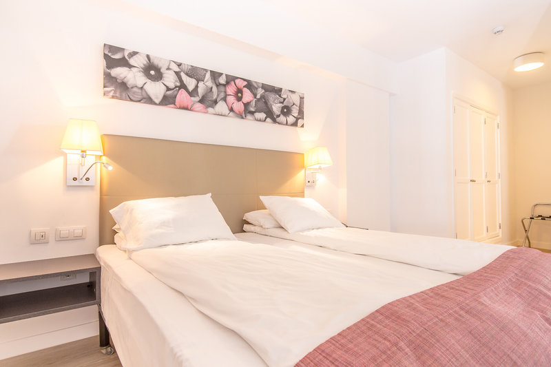 Atlantic Holiday Hotel 9