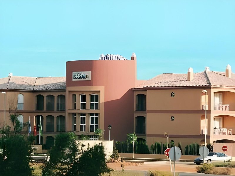 Apartamentos Leo Islamar 4