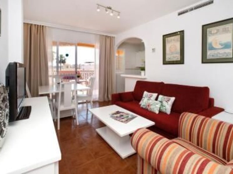 Apartamentos Leo Islamar 15