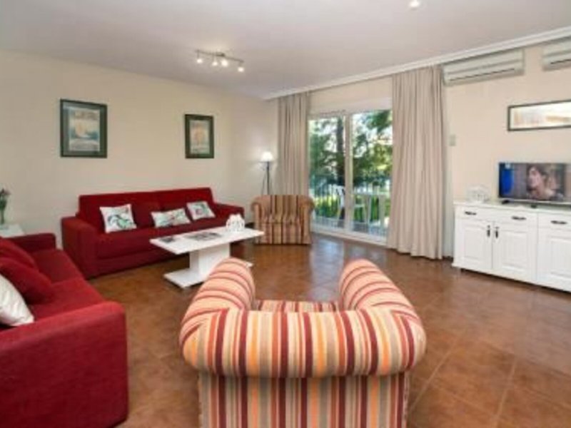 Apartamentos Leo Islamar 32