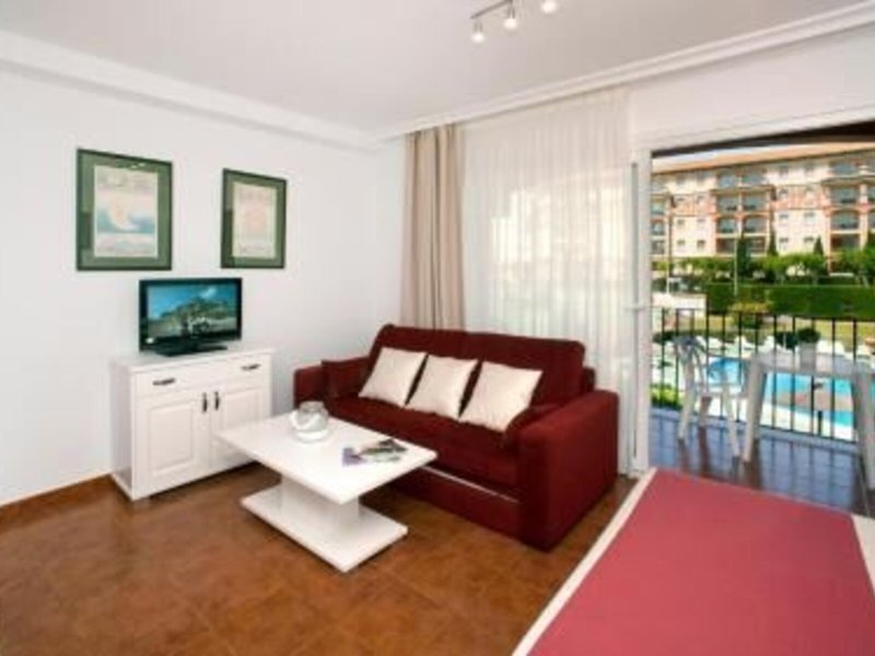 Apartamentos Leo Islamar 35