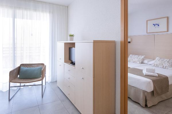 Apartaments CYE Salou 4