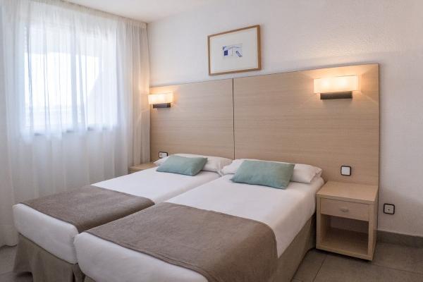 Apartaments CYE Salou 5
