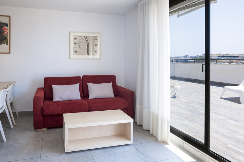 Apartaments CYE Salou 14