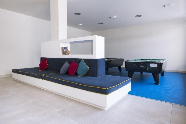 Apartaments CYE Salou 18