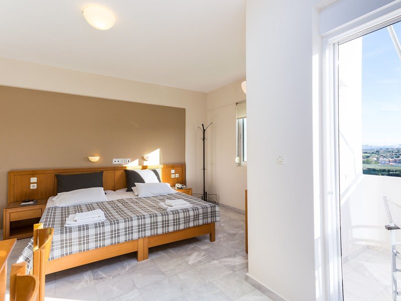 Radamanthys Apartments 37