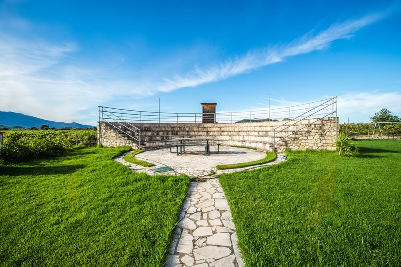 Zefyros Eco Resort 8