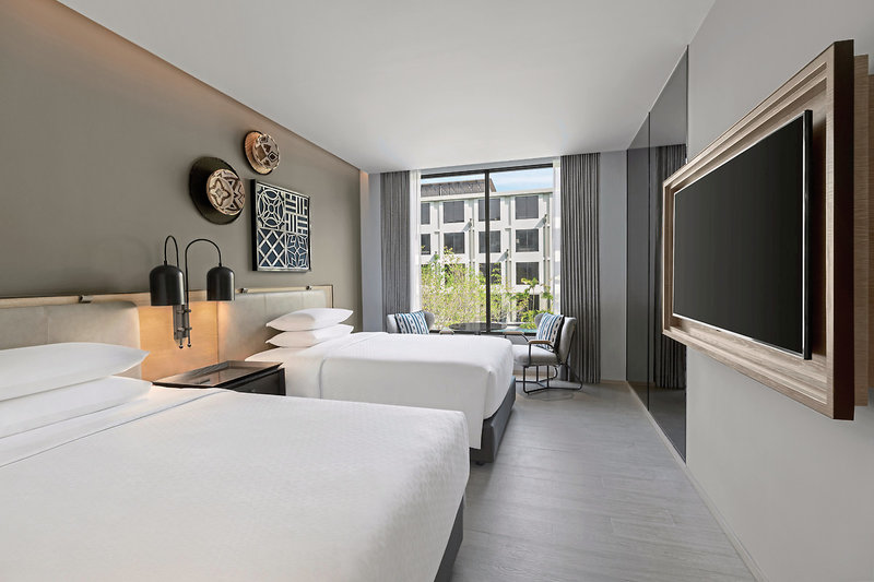 Four Points by Sheraton Phuket Patong Beach Resort 4