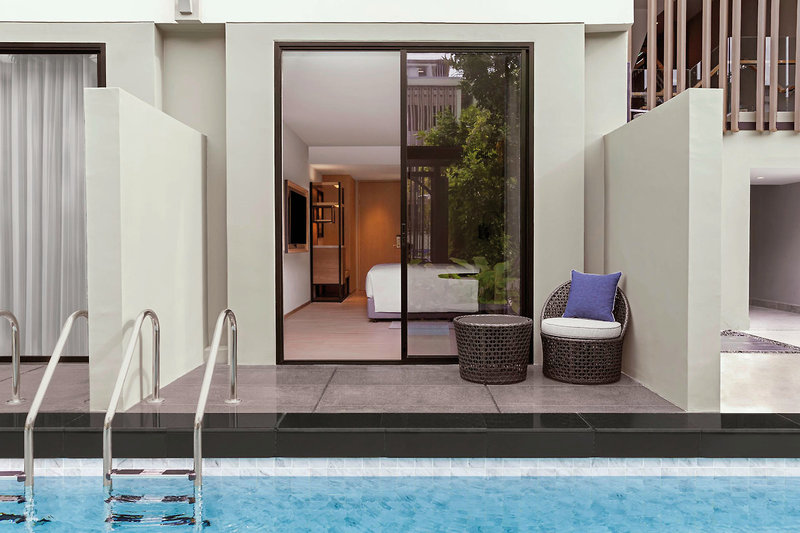 Four Points by Sheraton Phuket Patong Beach Resort 8