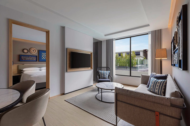 Four Points by Sheraton Phuket Patong Beach Resort 9