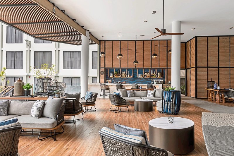 Four Points by Sheraton Phuket Patong Beach Resort 22