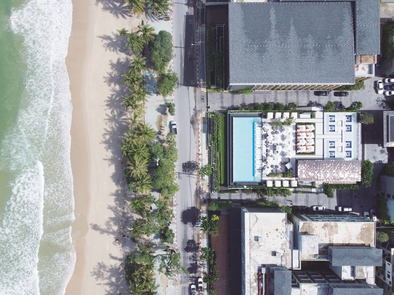 Four Points by Sheraton Phuket Patong Beach Resort 13