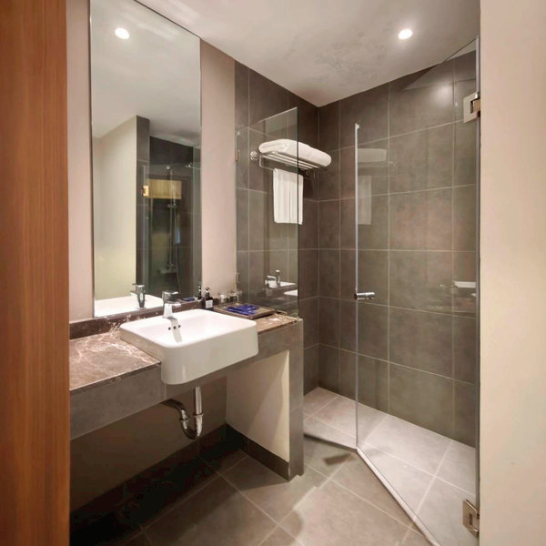 Canalis Suvarnabhumi Airport Hotel 11