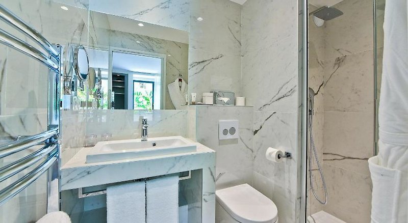 La Villa Port D Antibes & Spa 1