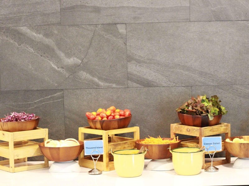 Wyndham La Vita Phuket 32