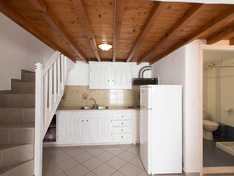 Madres Studios & Apartments 28