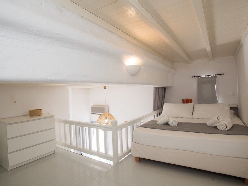 Madres Studios & Apartments 30