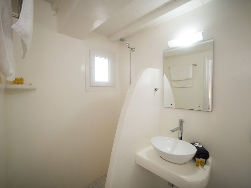 Madres Studios & Apartments 35