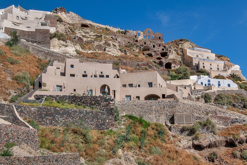 Old Castle Oia 9