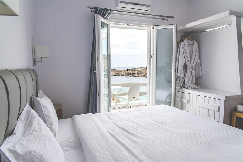 Super Paradise Suites 6