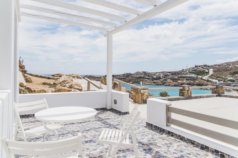 Super Paradise Suites 12