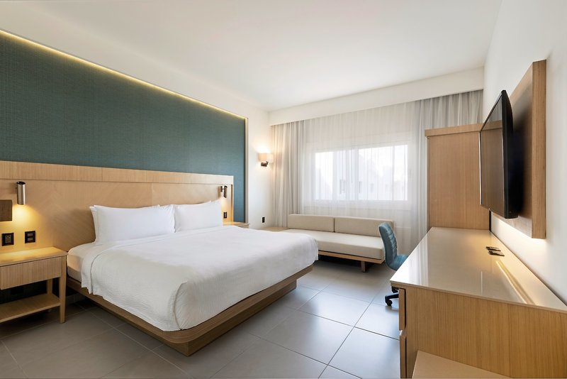 Courtyard by Marriott Cancun Airport 2