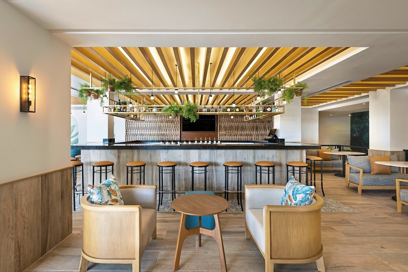 Courtyard by Marriott Cancun Airport 4