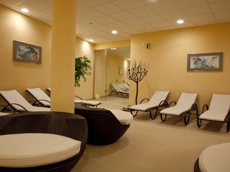 Erlebnishotel Fendels 26
