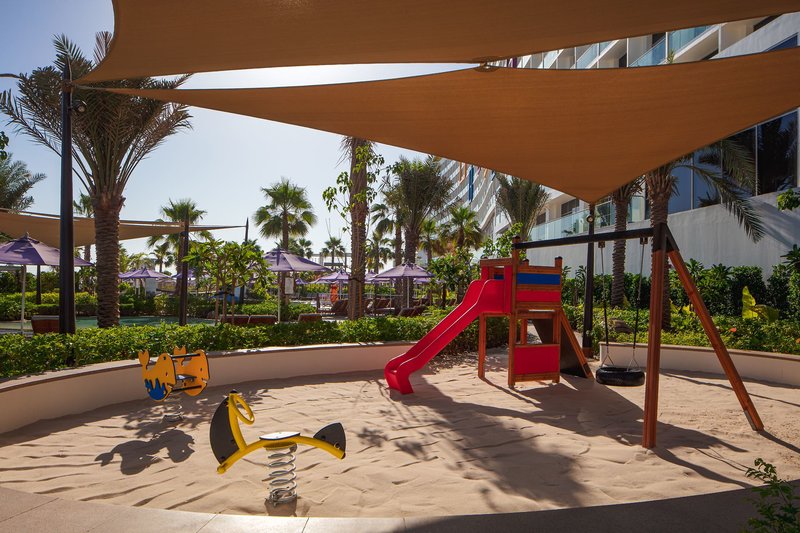 Centara Mirage Beach Resort 40