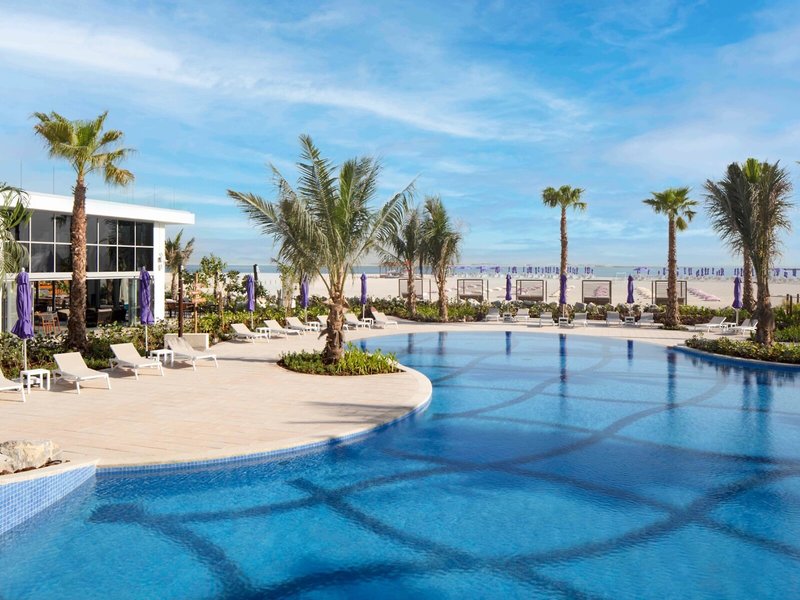 Centara Mirage Beach Resort 4