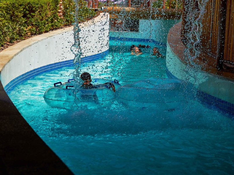 Centara Mirage Beach Resort 7
