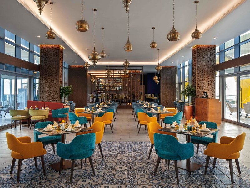 Centara Mirage Beach Resort 24