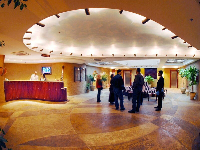 Al Liwan Suites Hotel 13