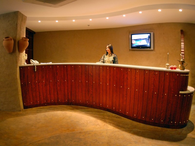 Al Liwan Suites Hotel 14