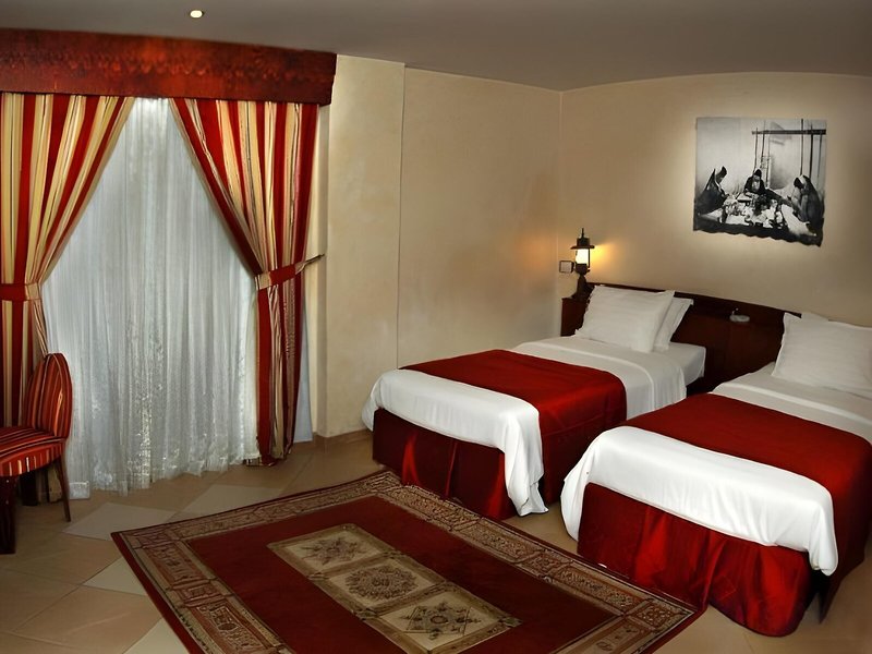 Al Liwan Suites Hotel 31