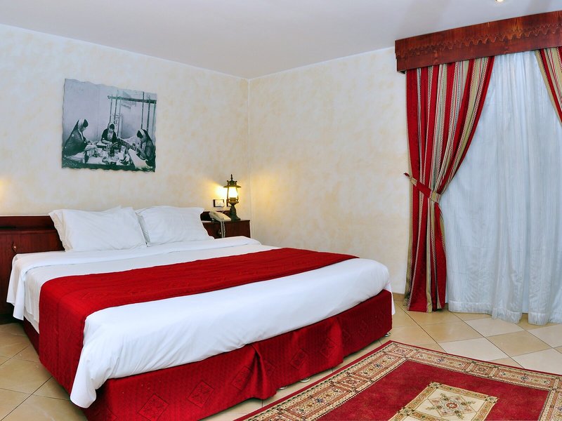Al Liwan Suites Hotel 35