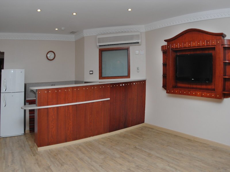 Al Liwan Suites Hotel 36