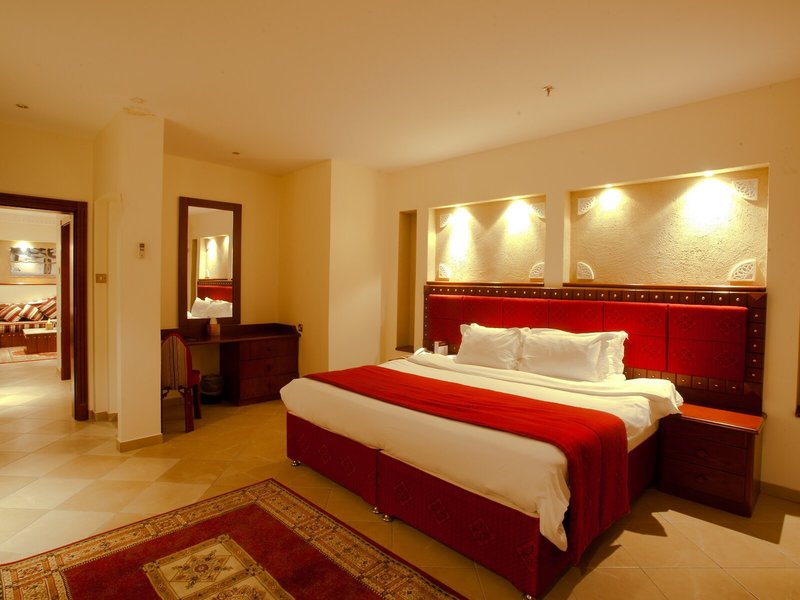 Al Liwan Suites Hotel 37