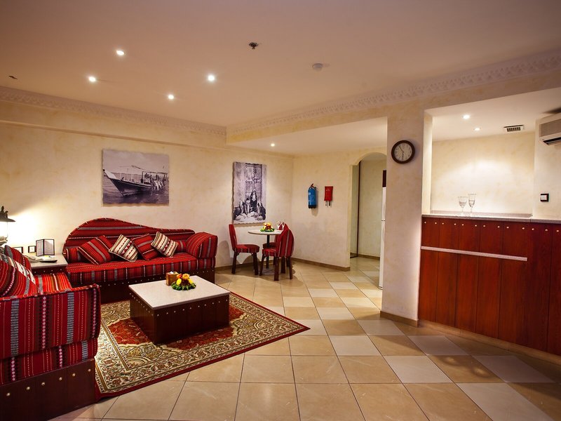 Al Liwan Suites Hotel 41